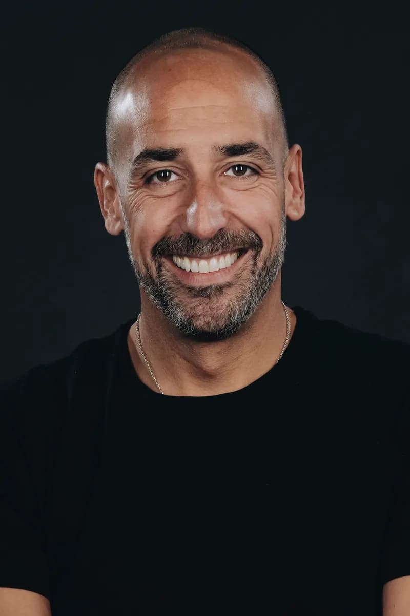Dr. Juan Arias