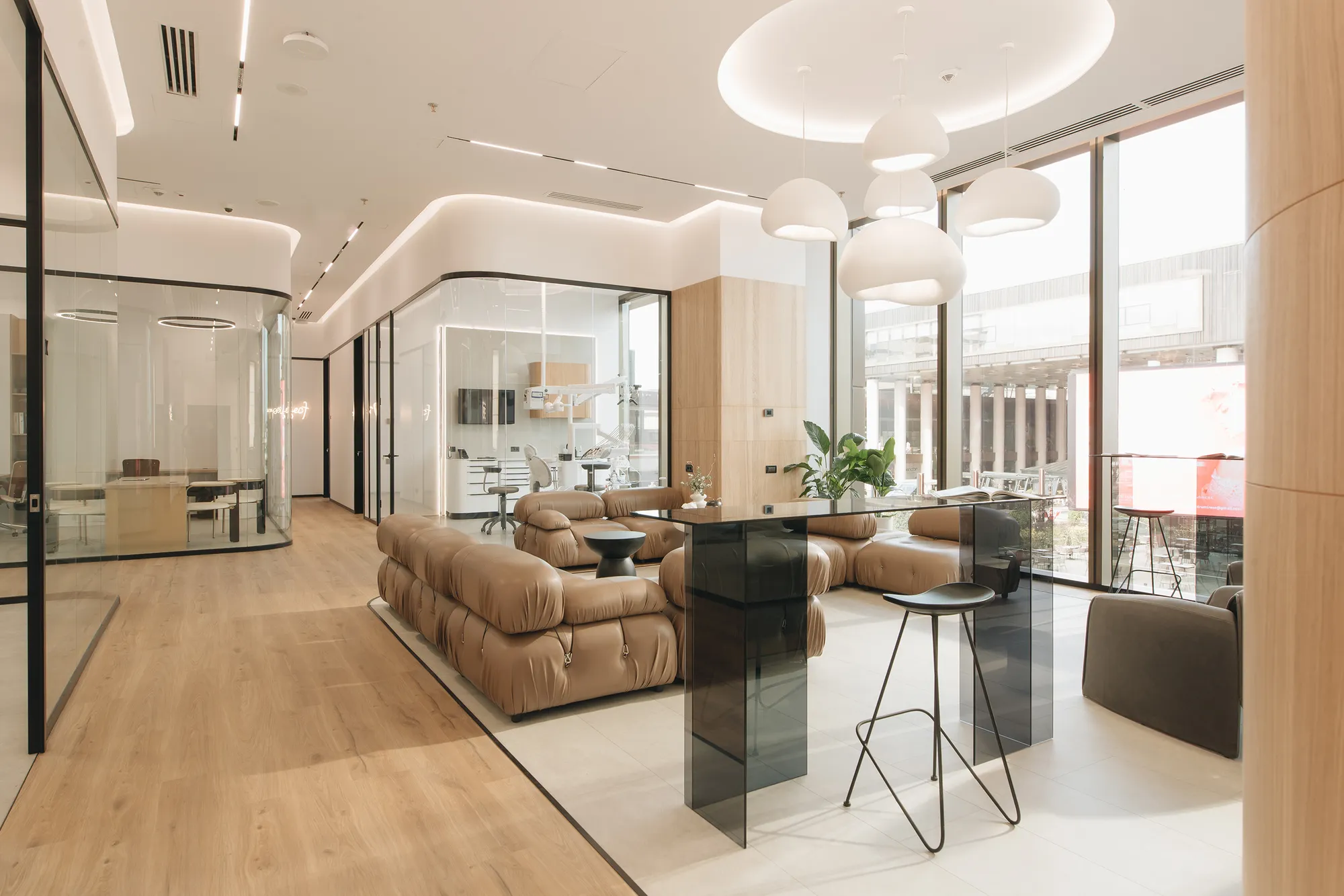 The open lounge and reception at Dentcof